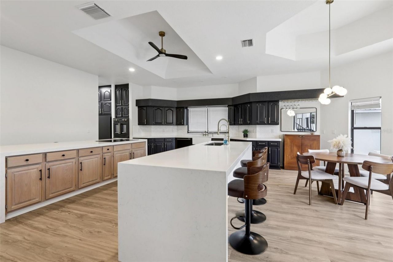 120 8th Street E, Tierra Verde, FL 33715 Photo