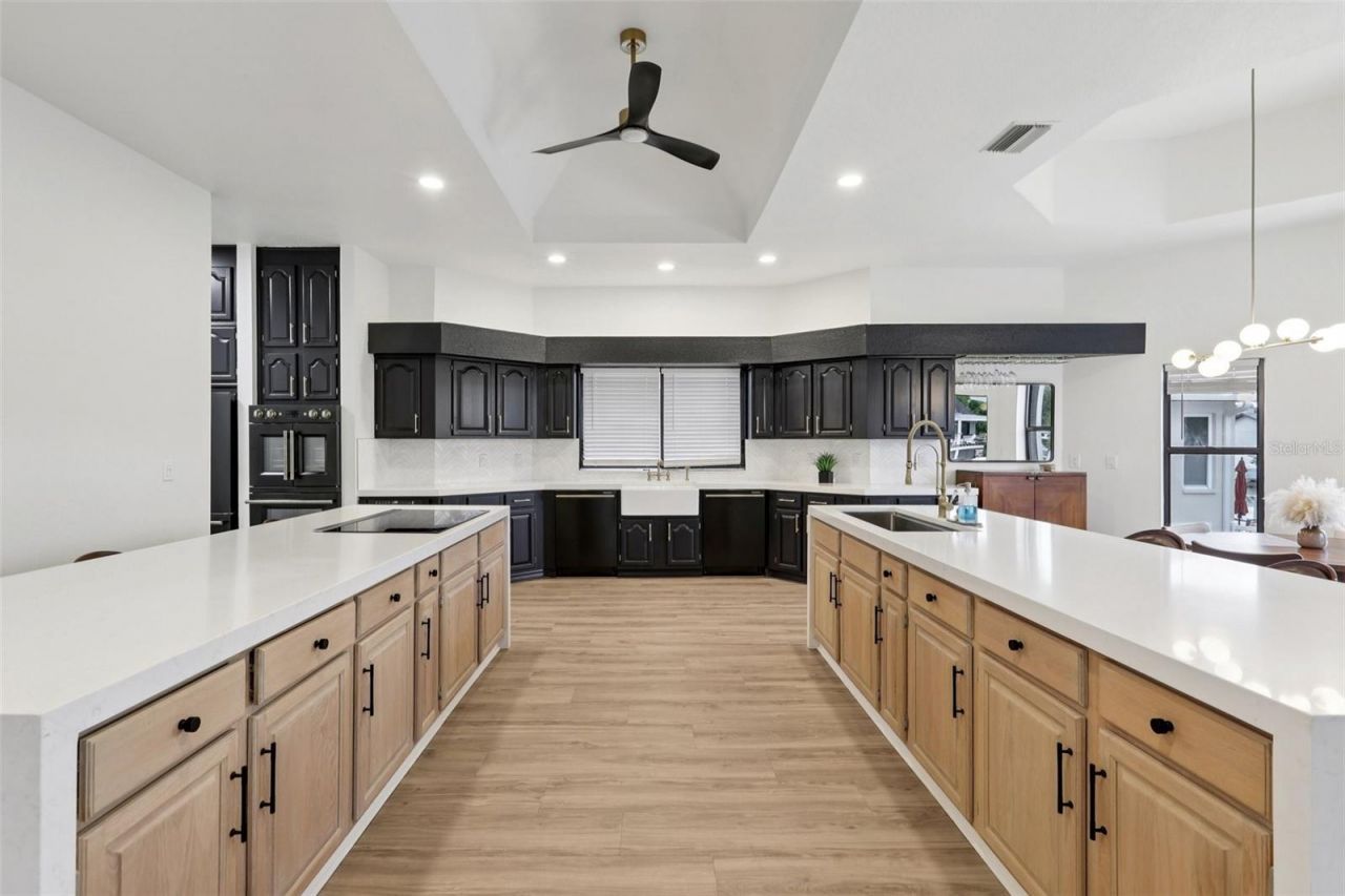 120 8th Street E, Tierra Verde, FL 33715 Photo