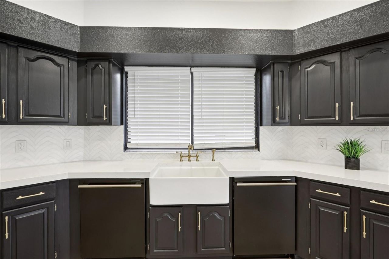 120 8th Street E, Tierra Verde, FL 33715 Photo