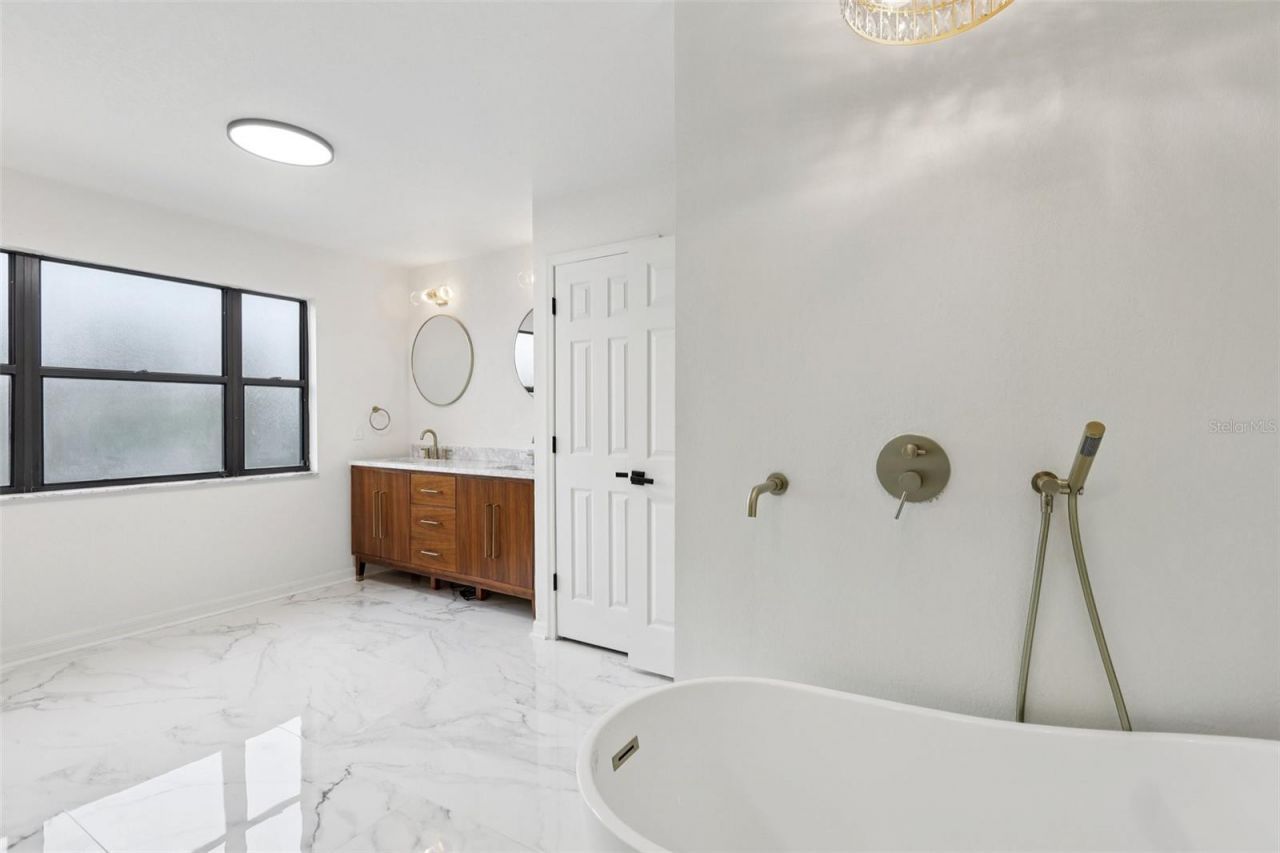 120 8th Street E, Tierra Verde, FL 33715 Photo