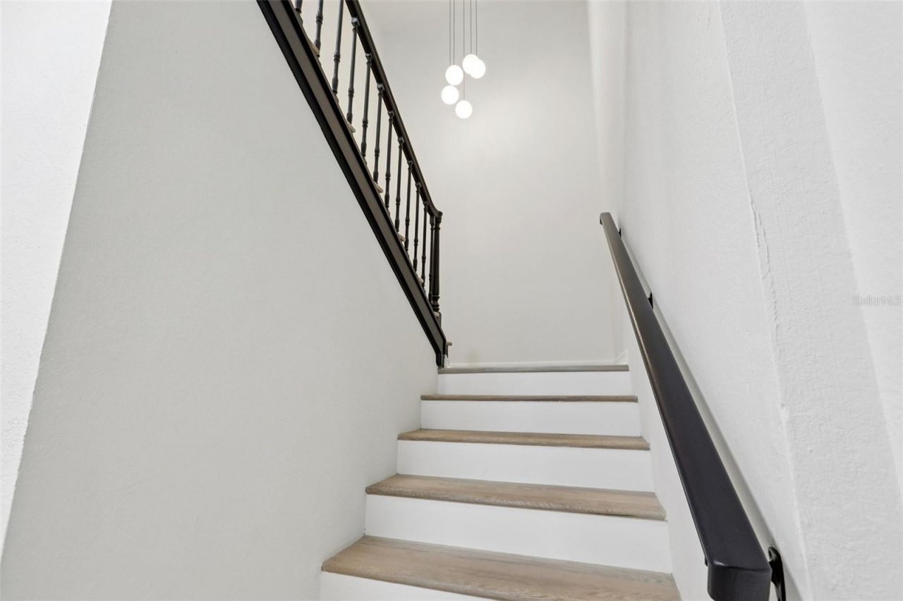 120 8th Street E, Tierra Verde, FL 33715 Photo