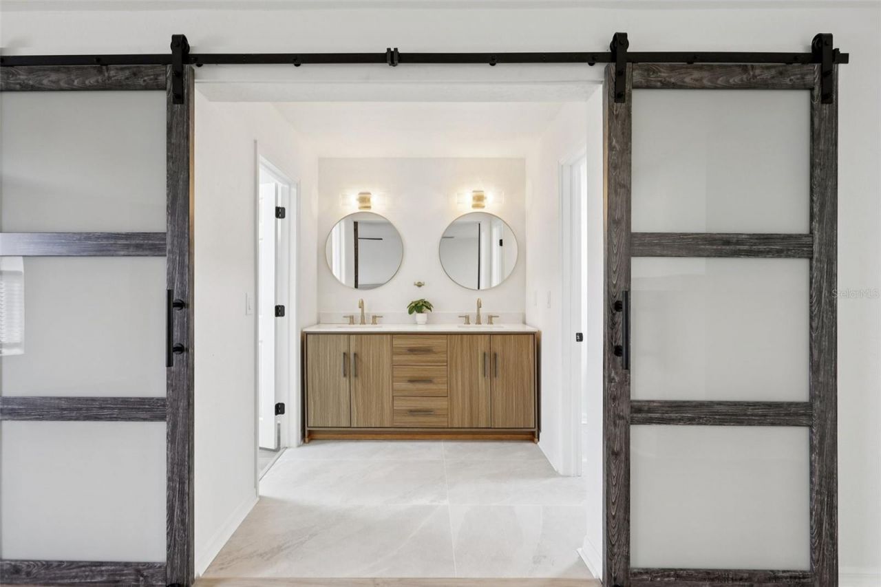 120 8th Street E, Tierra Verde, FL 33715 Photo