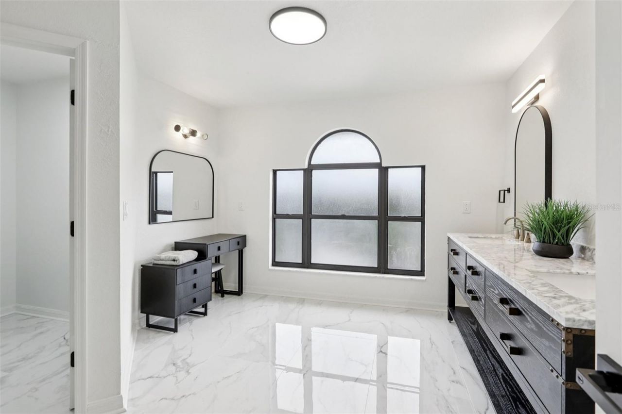 120 8th Street E, Tierra Verde, FL 33715 Photo