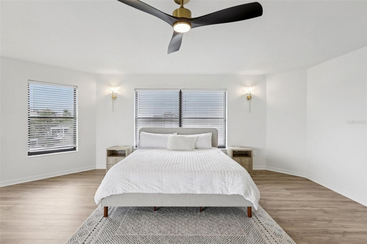 120 8th Street E, Tierra Verde, FL 33715 Photo