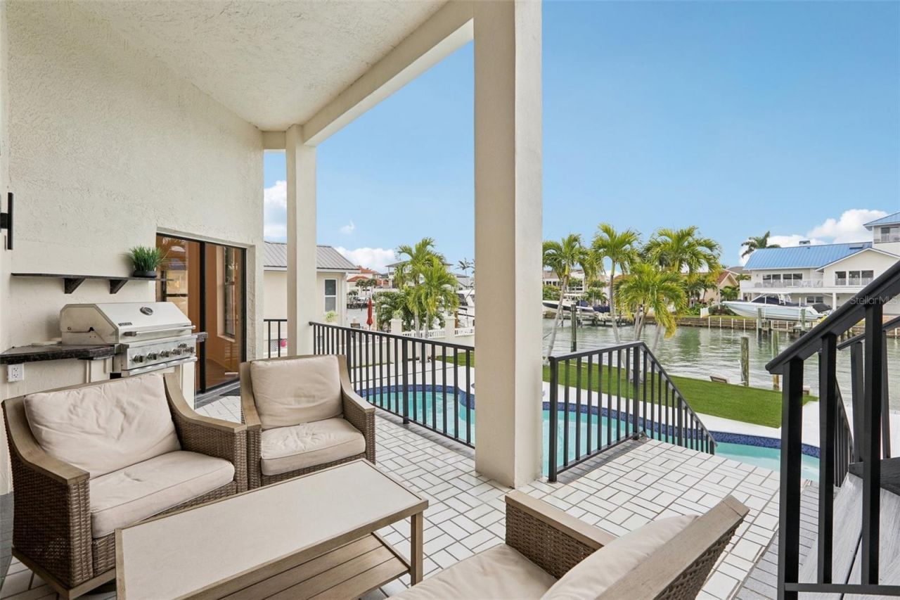 120 8th Street E, Tierra Verde, FL 33715 Photo