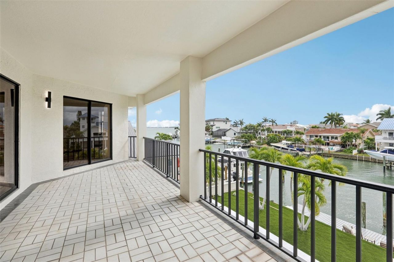 120 8th Street E, Tierra Verde, FL 33715 Photo