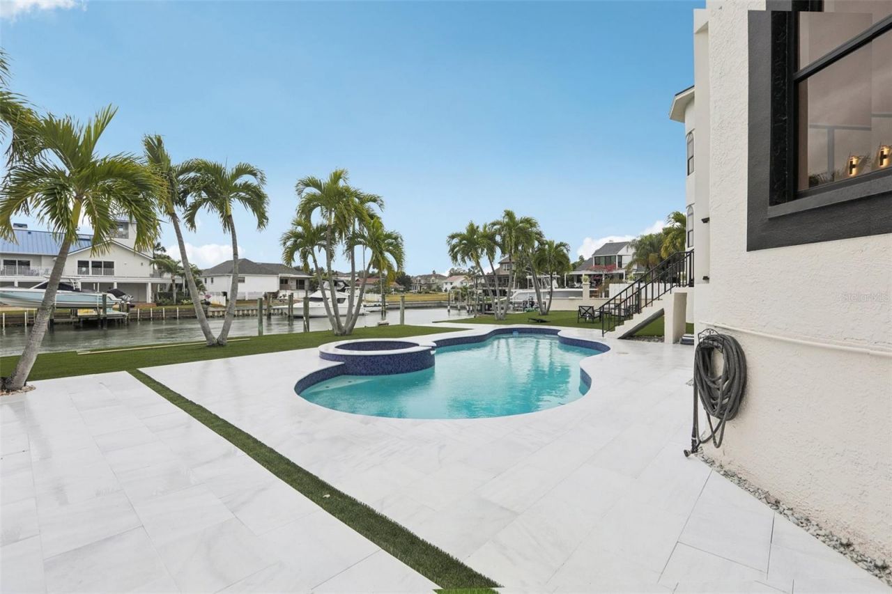 120 8th Street E, Tierra Verde, FL 33715 Photo