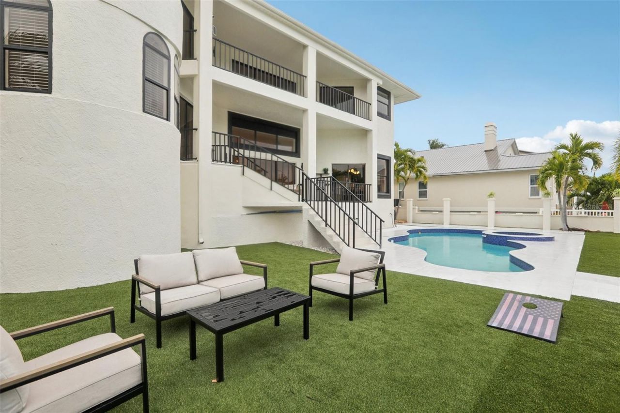 120 8th Street E, Tierra Verde, FL 33715 Photo