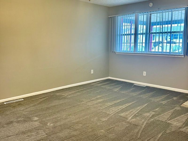 211 Delaney Drive , Columbus, OH 43207 Photo 5