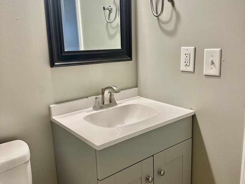 211 Delaney Drive , Columbus, OH 43207 Photo 7