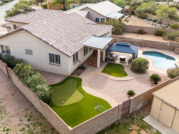 402 E BLUE EAGLE Lane, Phoenix, AZ 85086