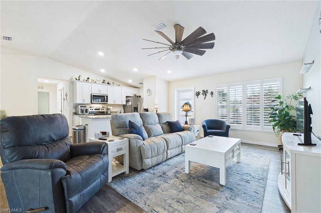 3008 Redwood Ln, Labelle, FL 33935 Photo