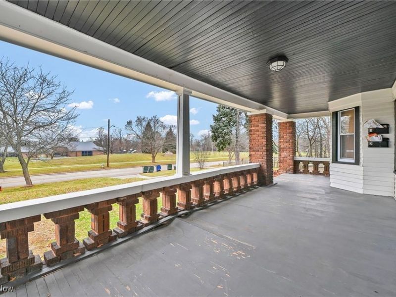 3234 Euclid Heights Boulevard, Unit Lower, Cleveland Heights, OH 44118 Photo 5