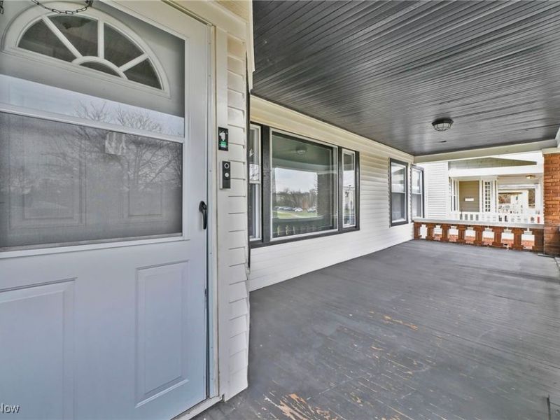 3234 Euclid Heights Boulevard, Unit Lower, Cleveland Heights, OH 44118 Photo 6