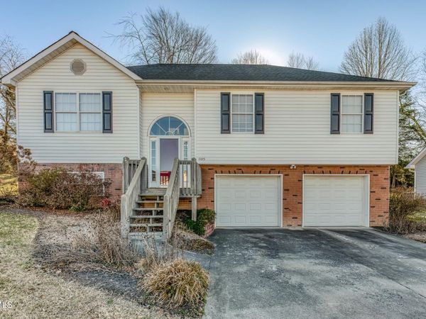 1105 Kennesaw Drive, Gray, TN 37615