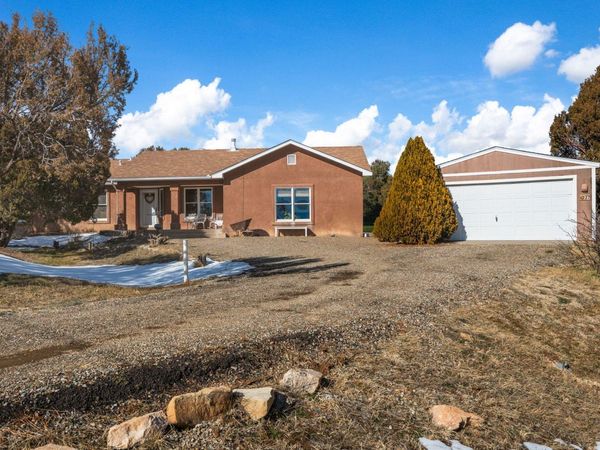 27 Sycamore Drive, Cedar Crest, NM 87008