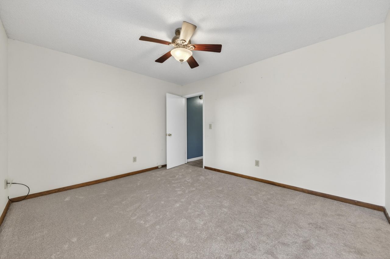 210 Kirksey Drive Photo 14