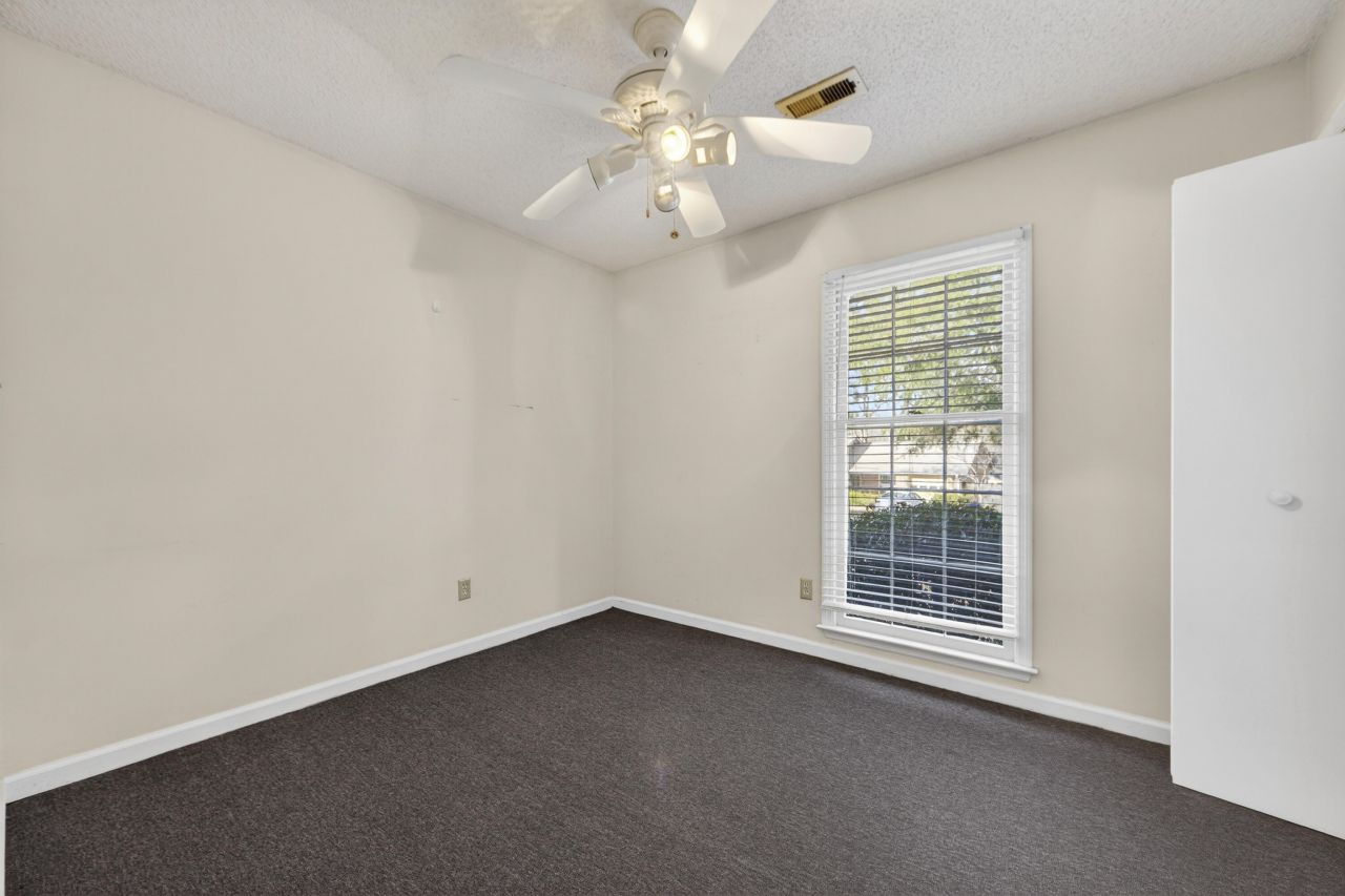 210 Kirksey Drive Photo 22