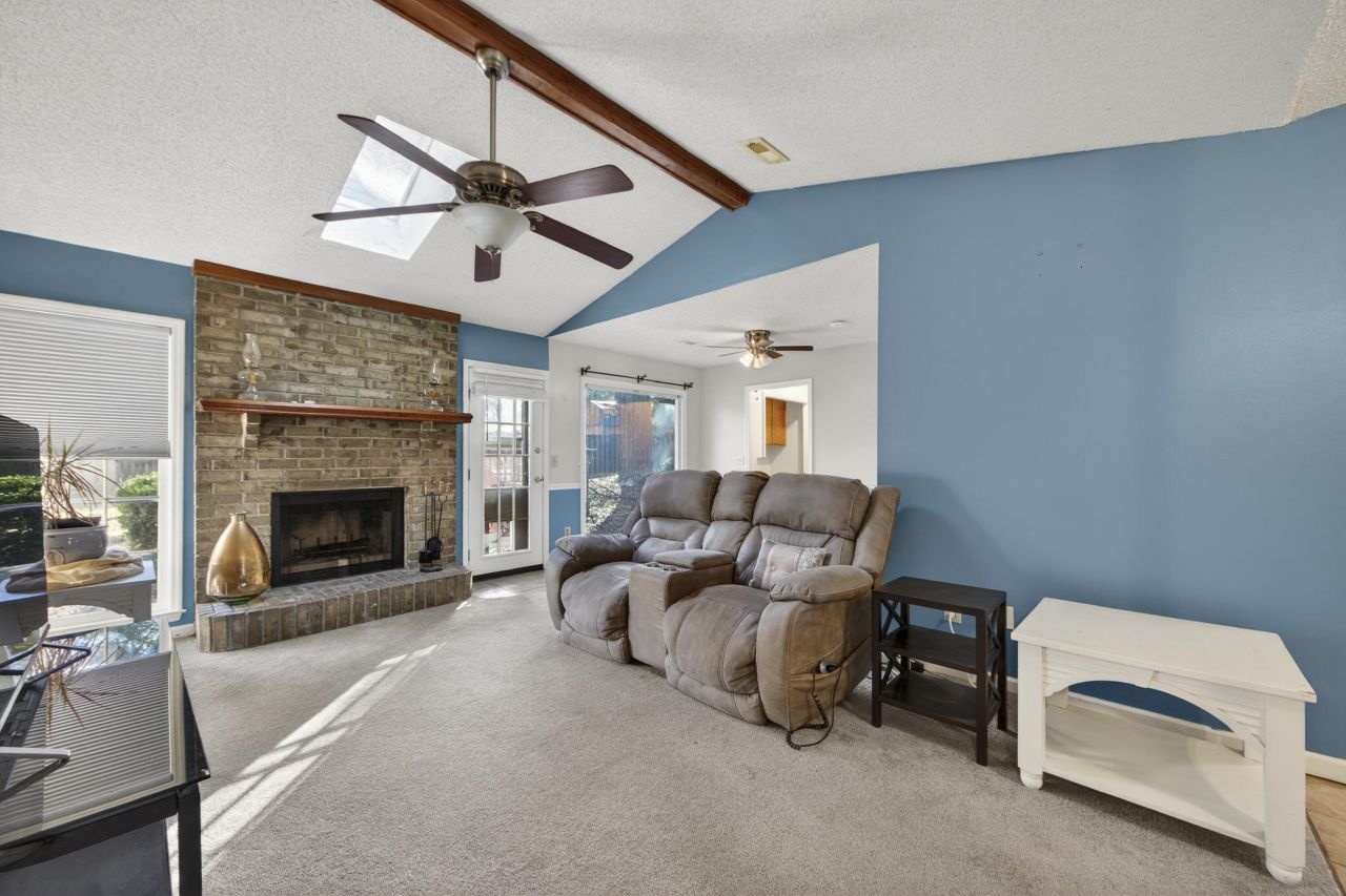 210 Kirksey Drive Photo 8