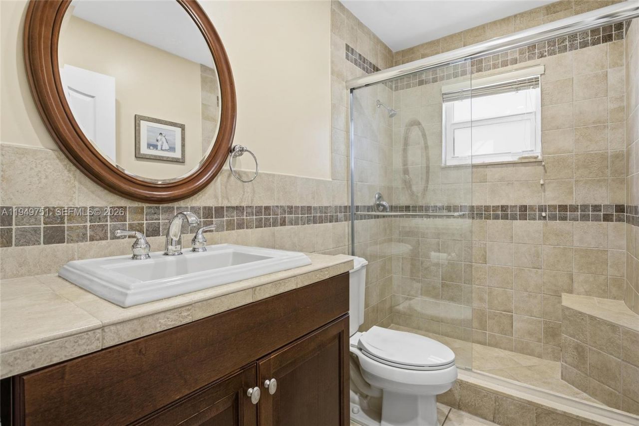 7935 NW 162nd St, Miami Lakes, FL 33016 Photo