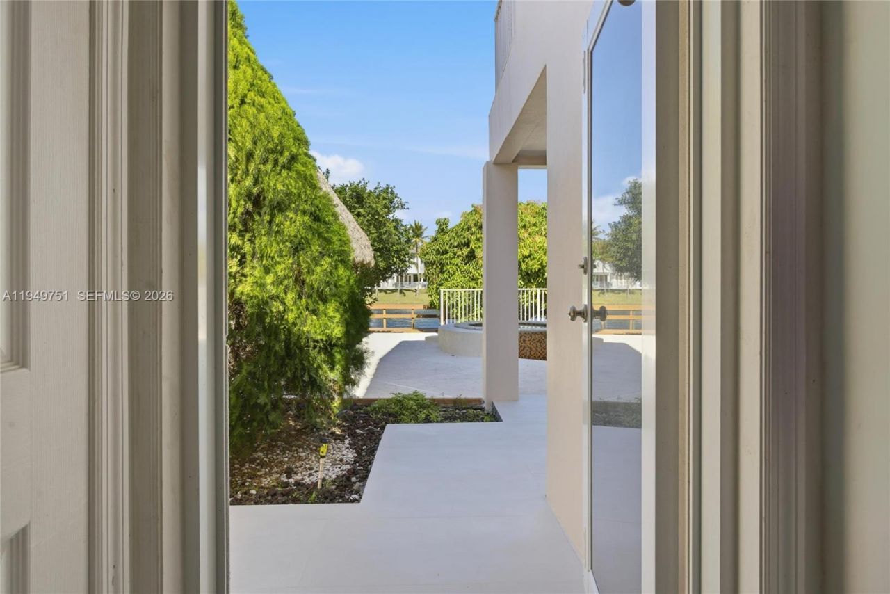 7935 NW 162nd St, Miami Lakes, FL 33016 Photo