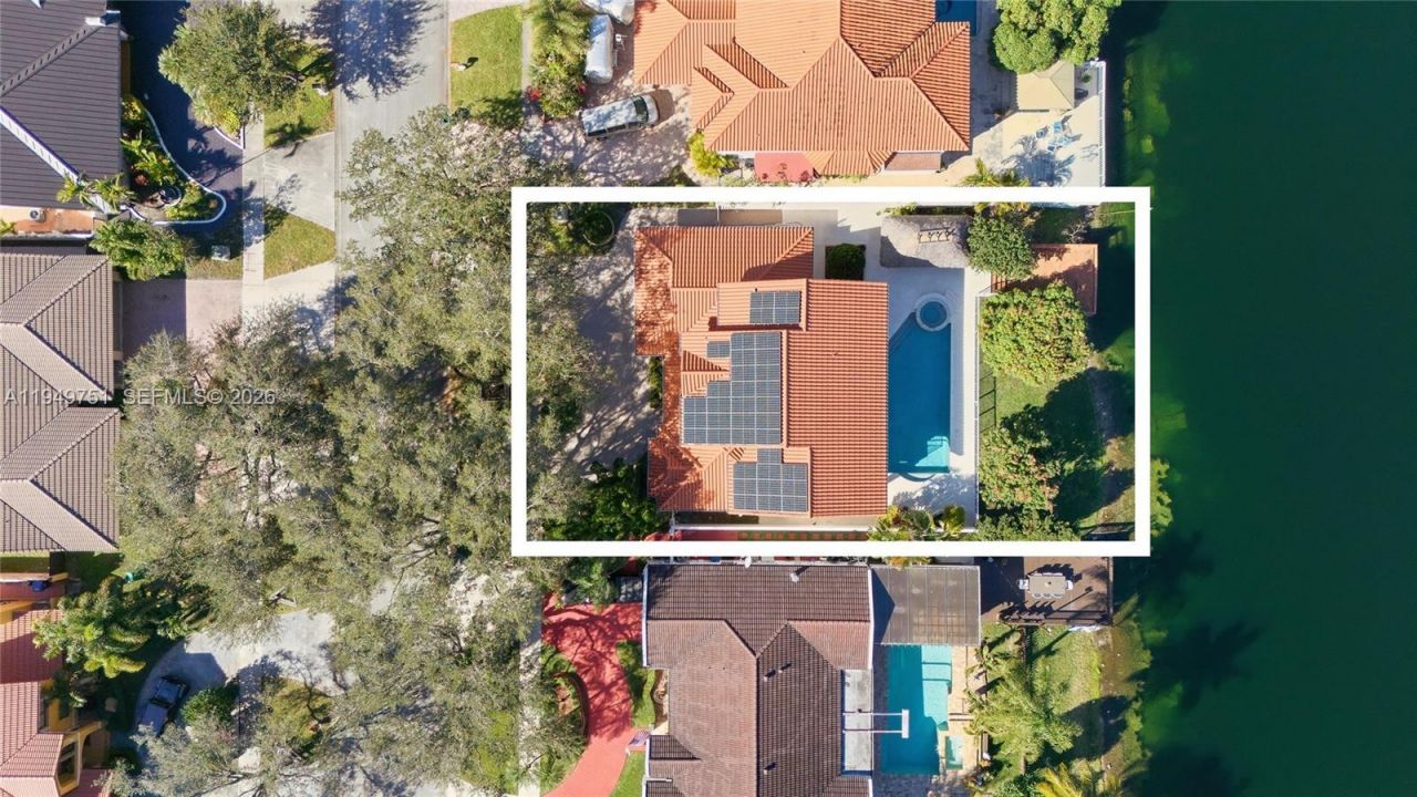 7935 NW 162nd St, Miami Lakes, FL 33016 Photo