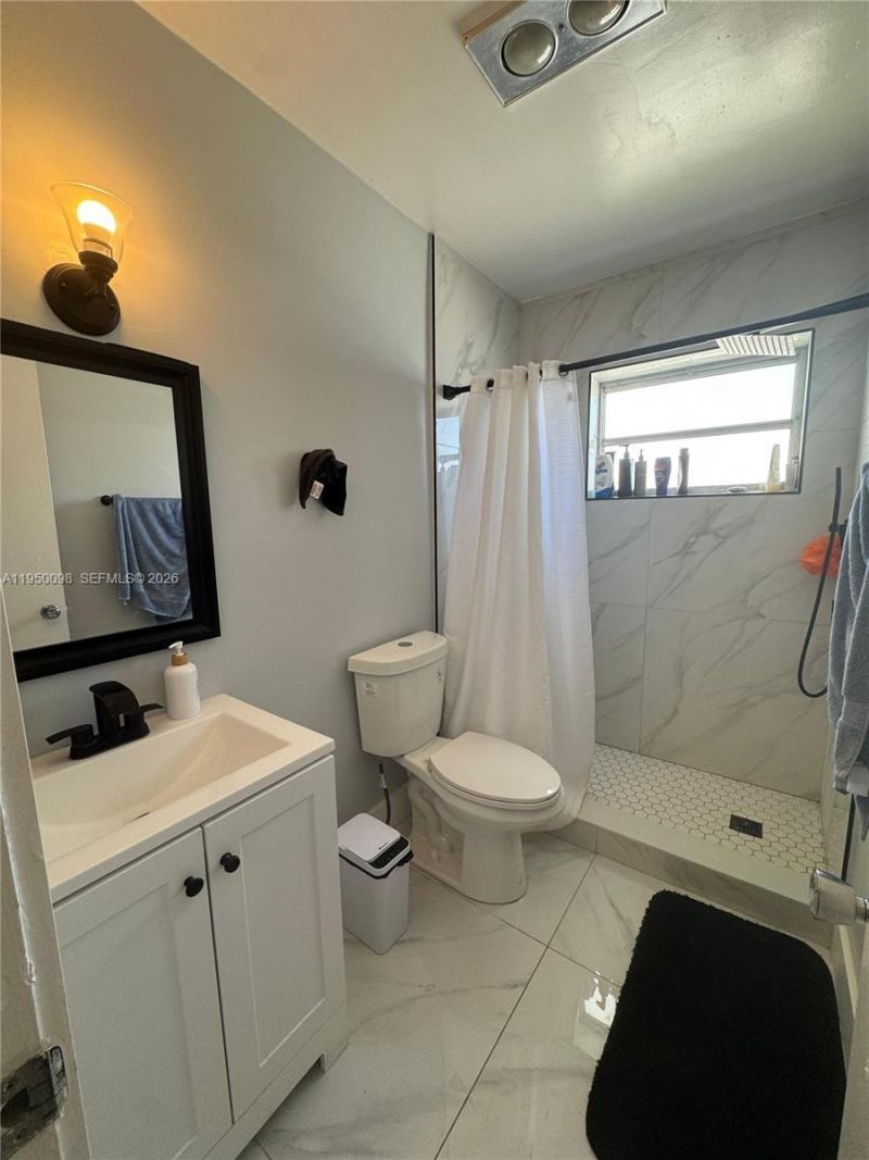 1825 Cleveland St , Unit 15, Hollywood, FL 33020 Photo