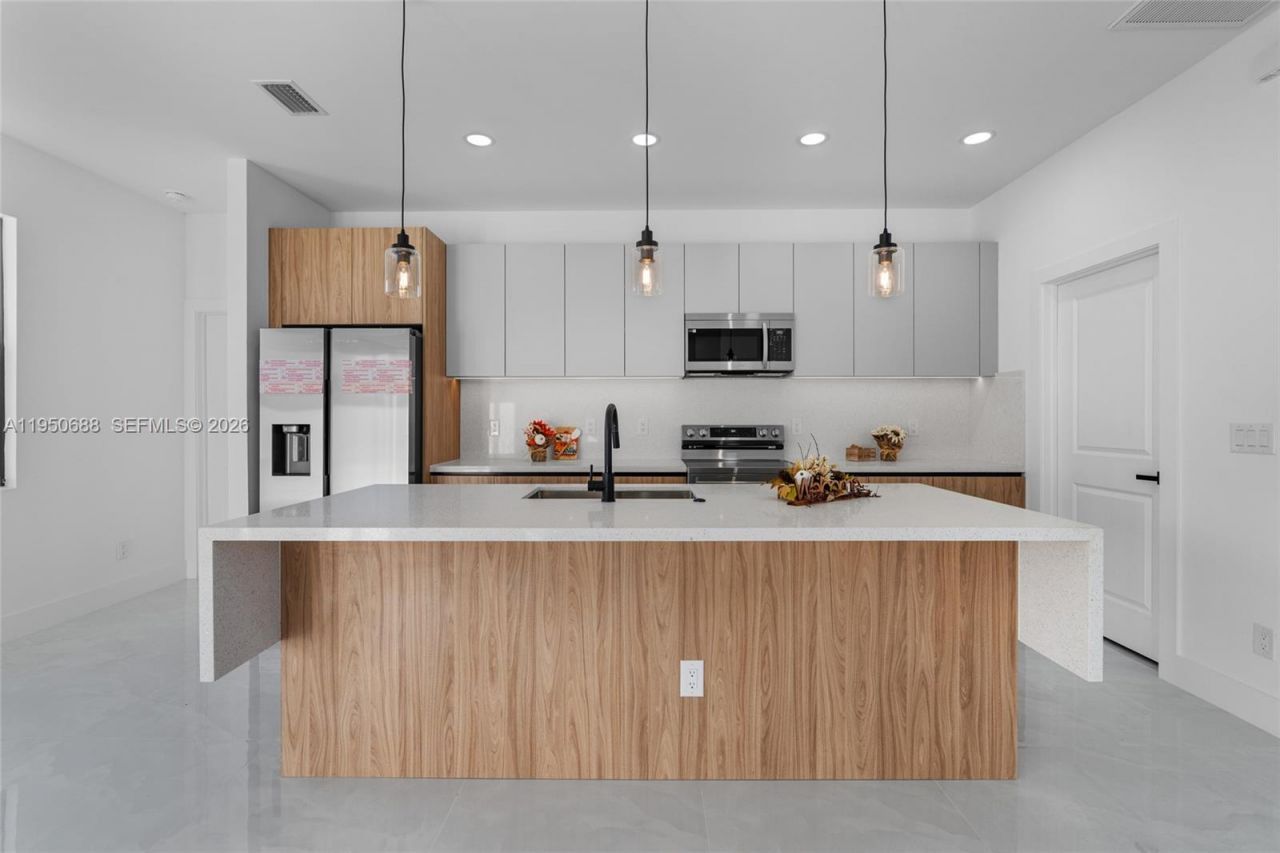 3601 28th St SW , Lehigh Acres, FL 33976 Photo