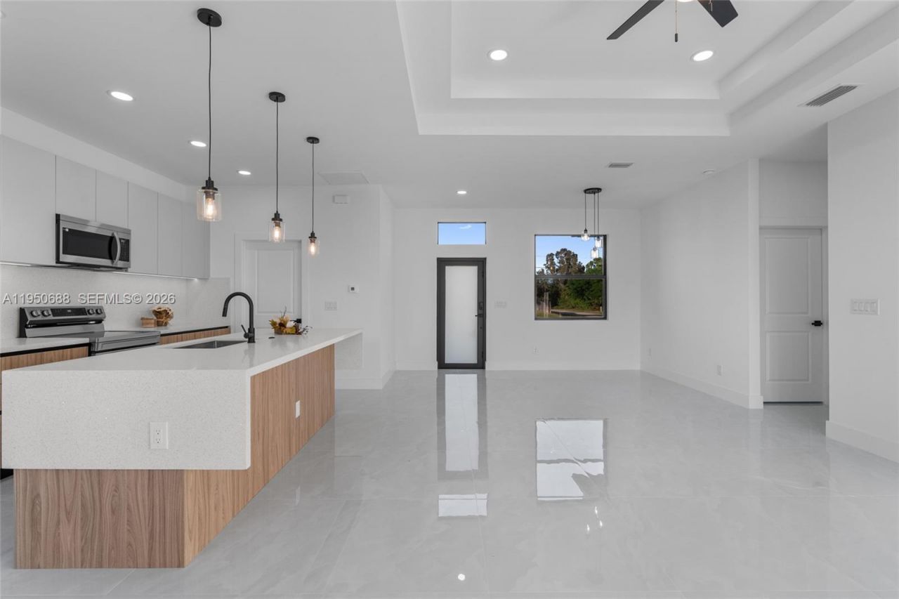 3601 28th St SW , Lehigh Acres, FL 33976 Photo