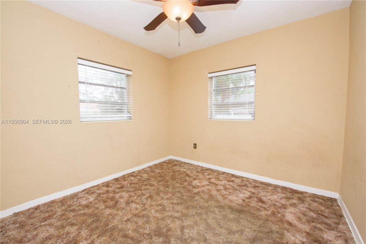 5431 W 2nd Ave , Hialeah, FL 33012 Photo