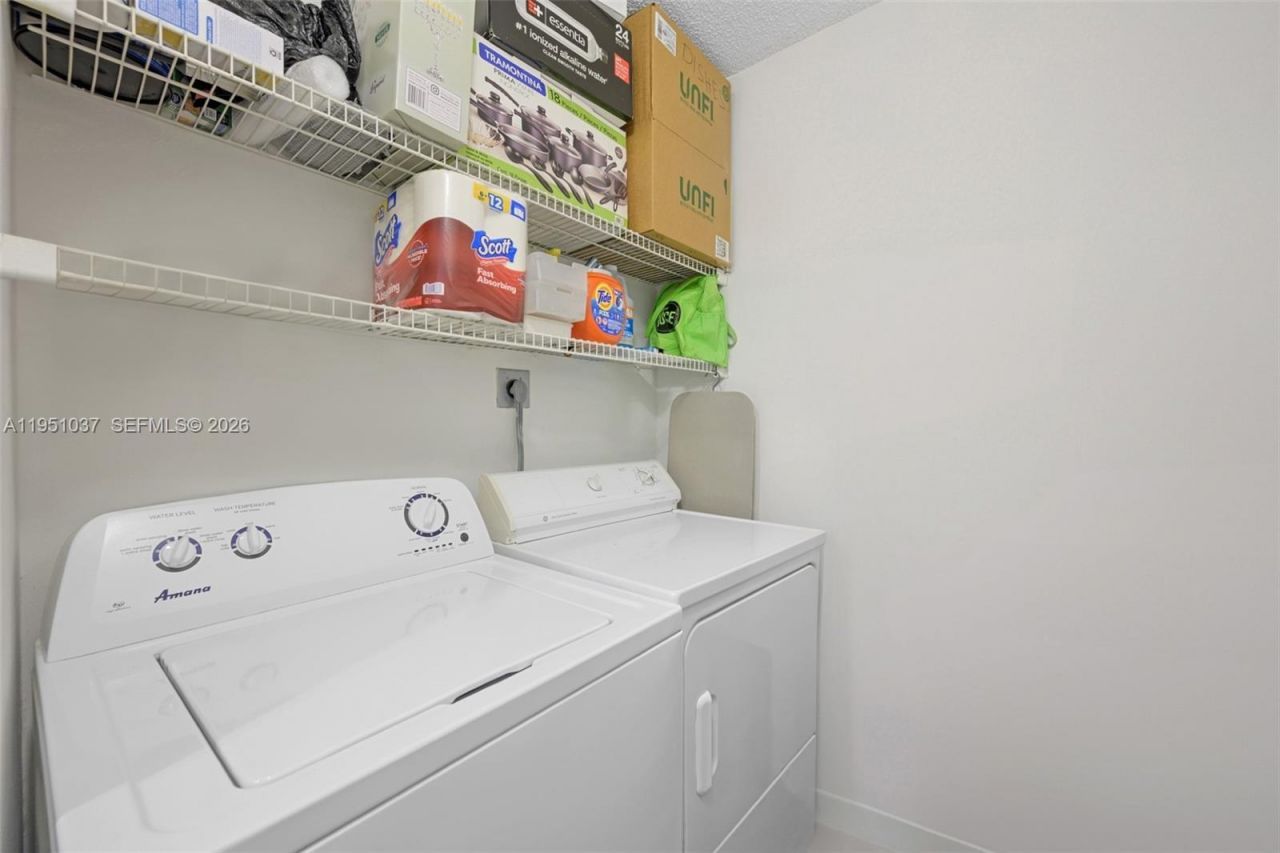 19555 E Country Club Dr, Unit 8303, Aventura, FL 33180 Photo