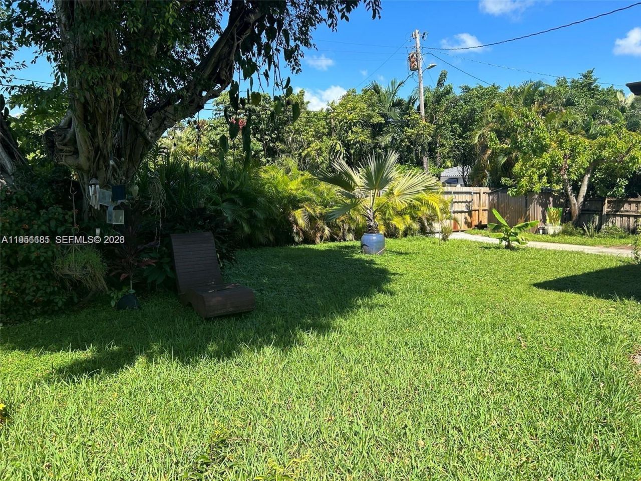 9530 NW 1st Ave, Miami Shores, FL 33150 Photo