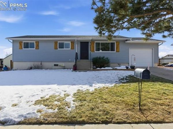 6879 Chippewa Road, Colorado Springs, CO 80915