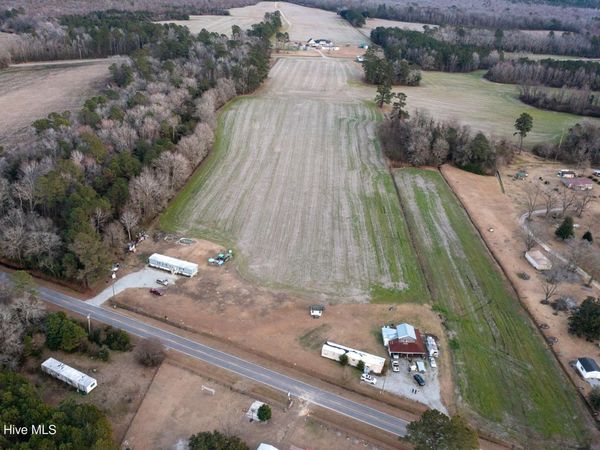 852 Bug Hill Road, Nakina, NC 28455