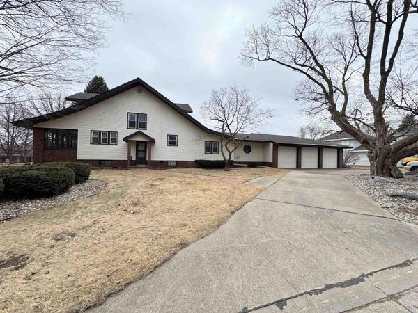 602 BUENA VISTA ST, Alta, IA 51002