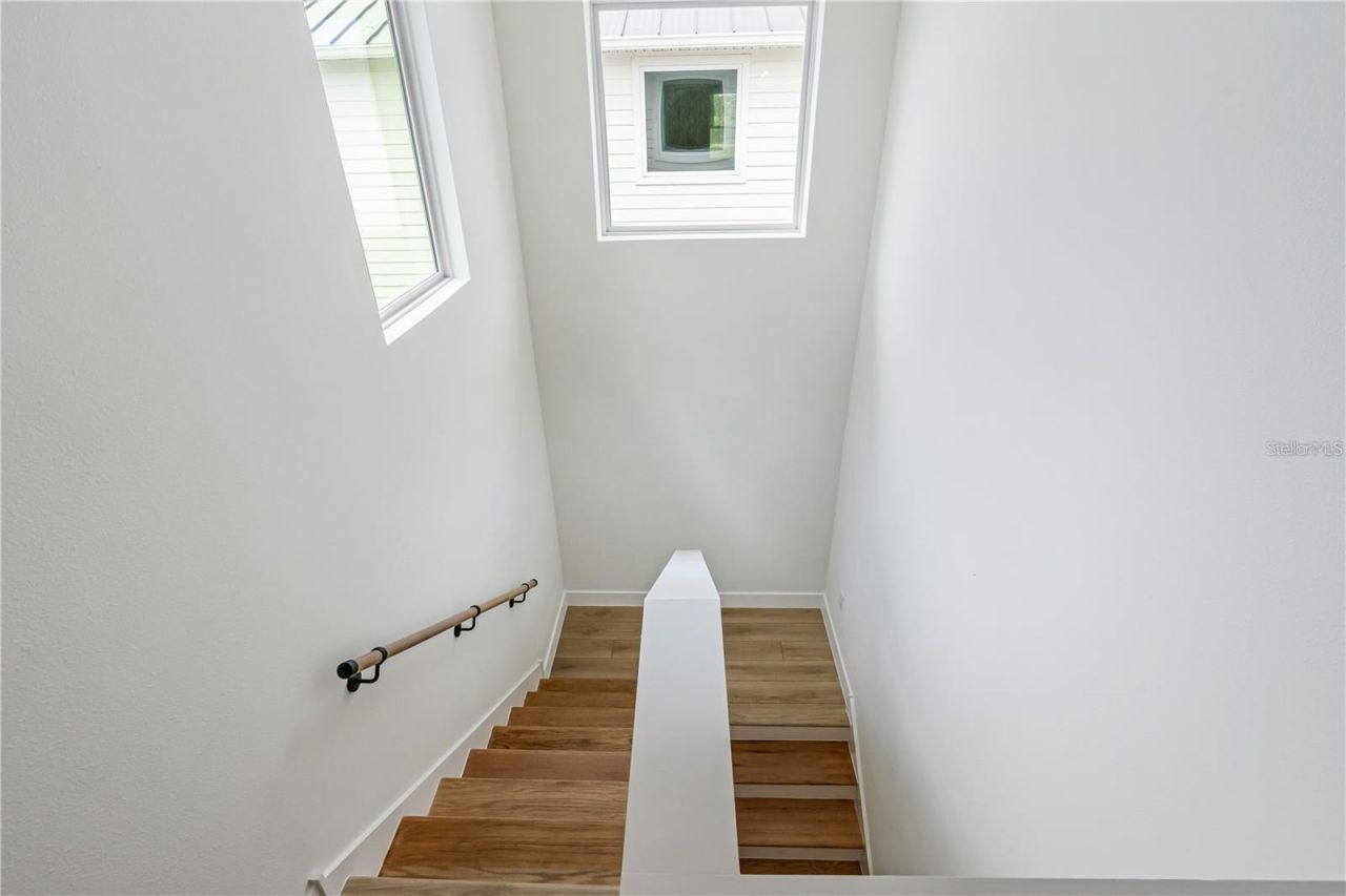350 E 2nd Avenue, New Smyrna Beach, FL 32169 Photo