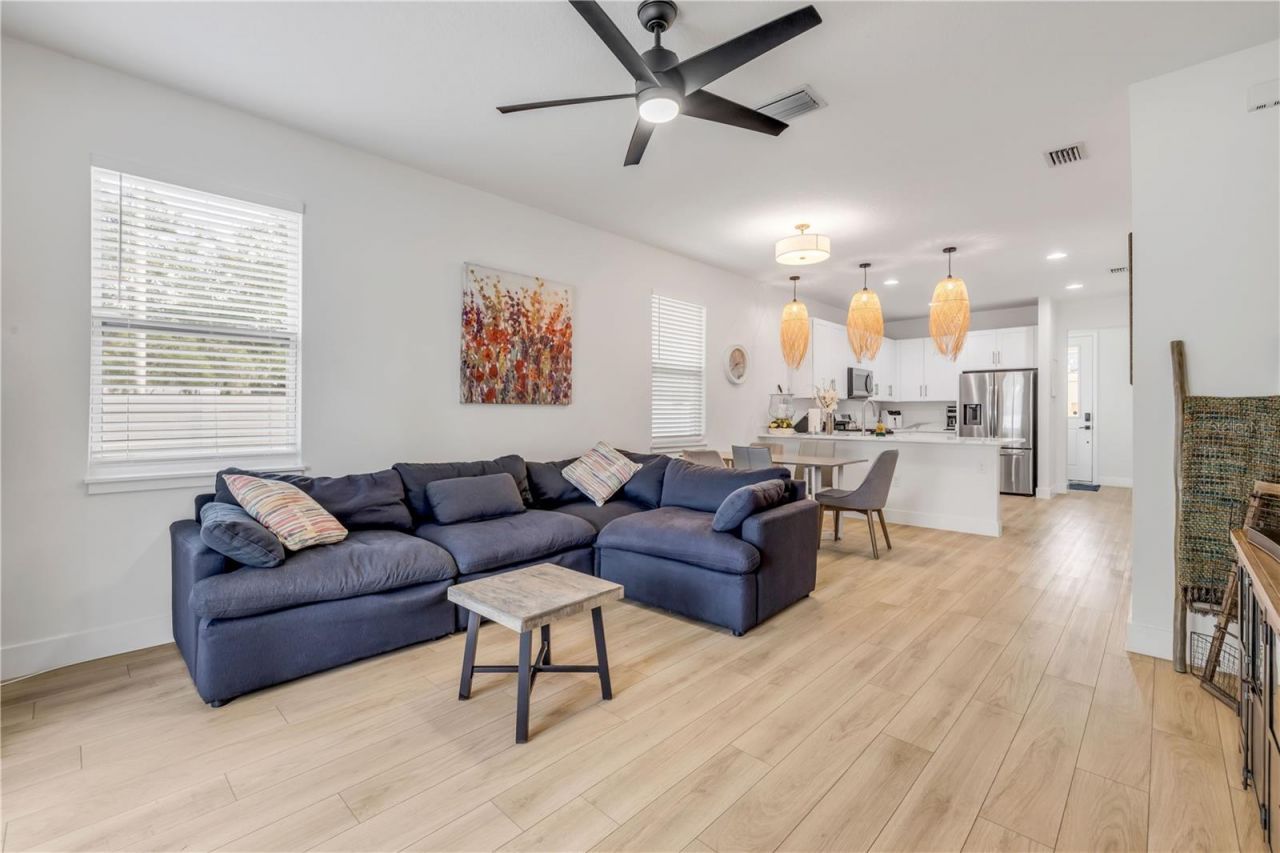 350 E 2nd Avenue, New Smyrna Beach, FL 32169 Photo