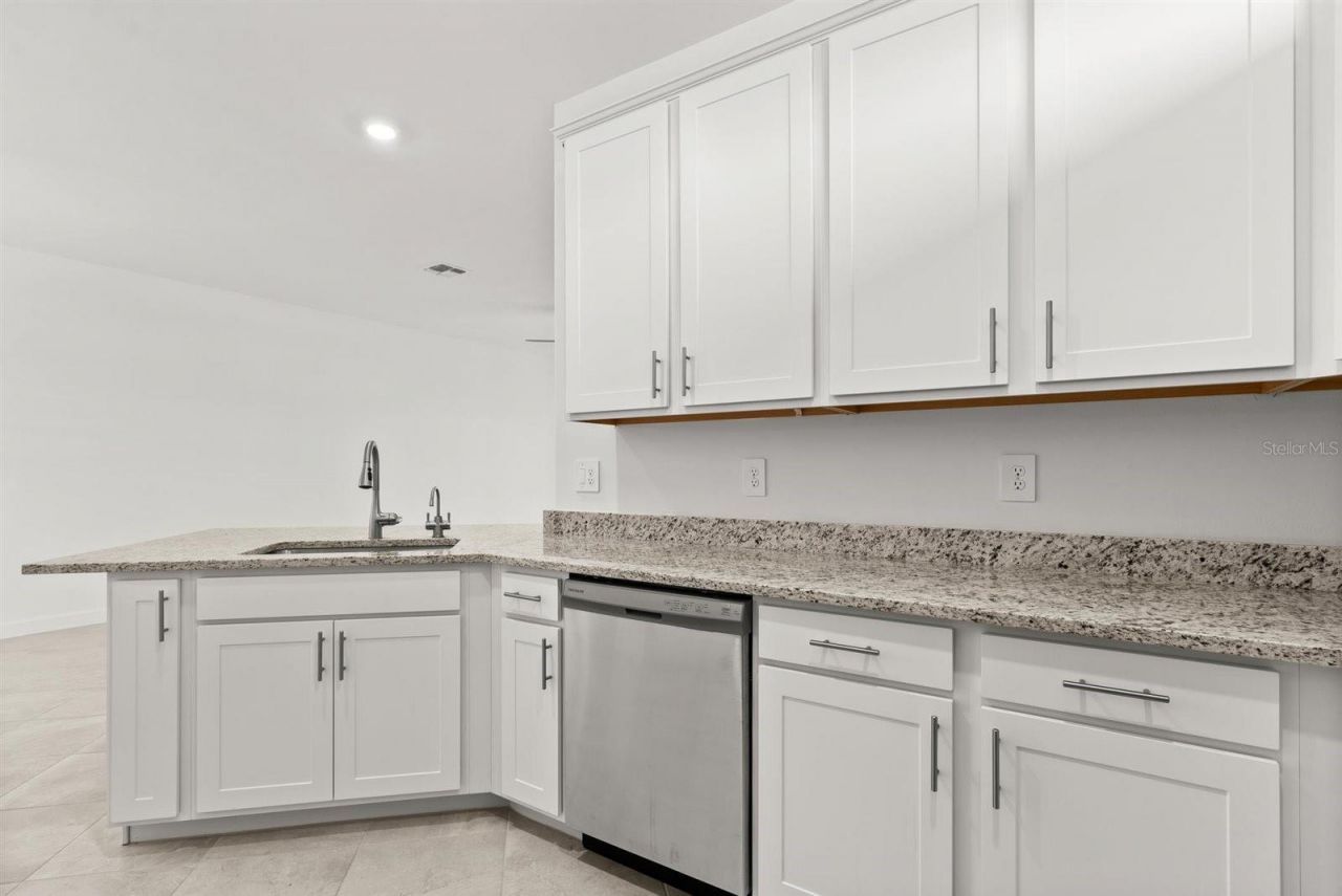 15304 Sunny Day Drive, Lakewood Ranch, FL 34211 Photo