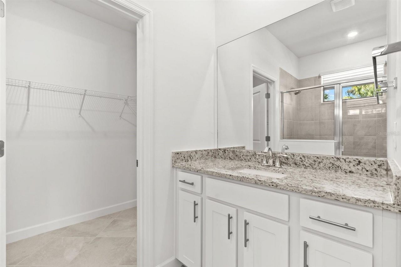 15304 Sunny Day Drive, Lakewood Ranch, FL 34211 Photo