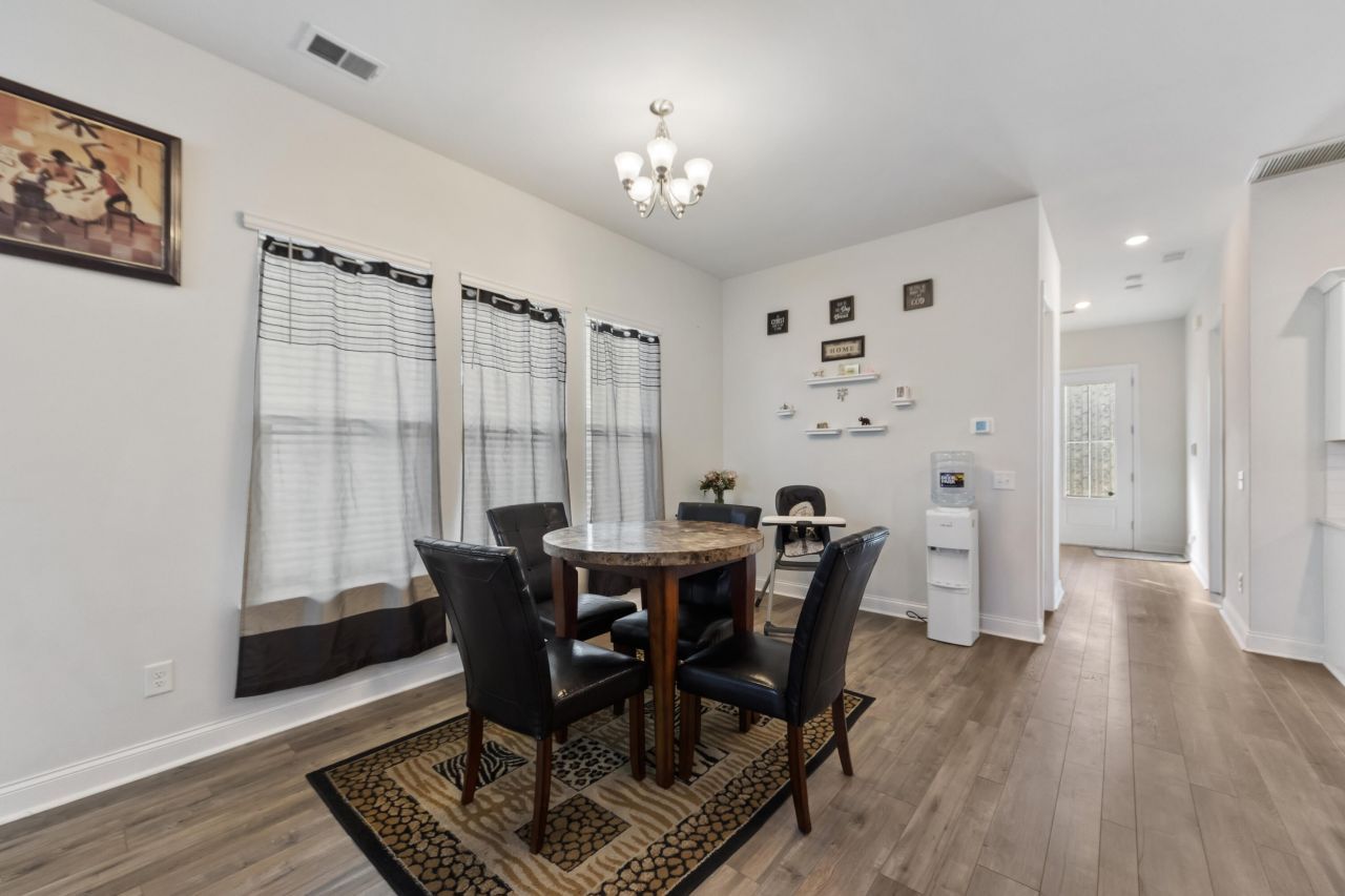 204 Magnolia Garden Drive Photo 12