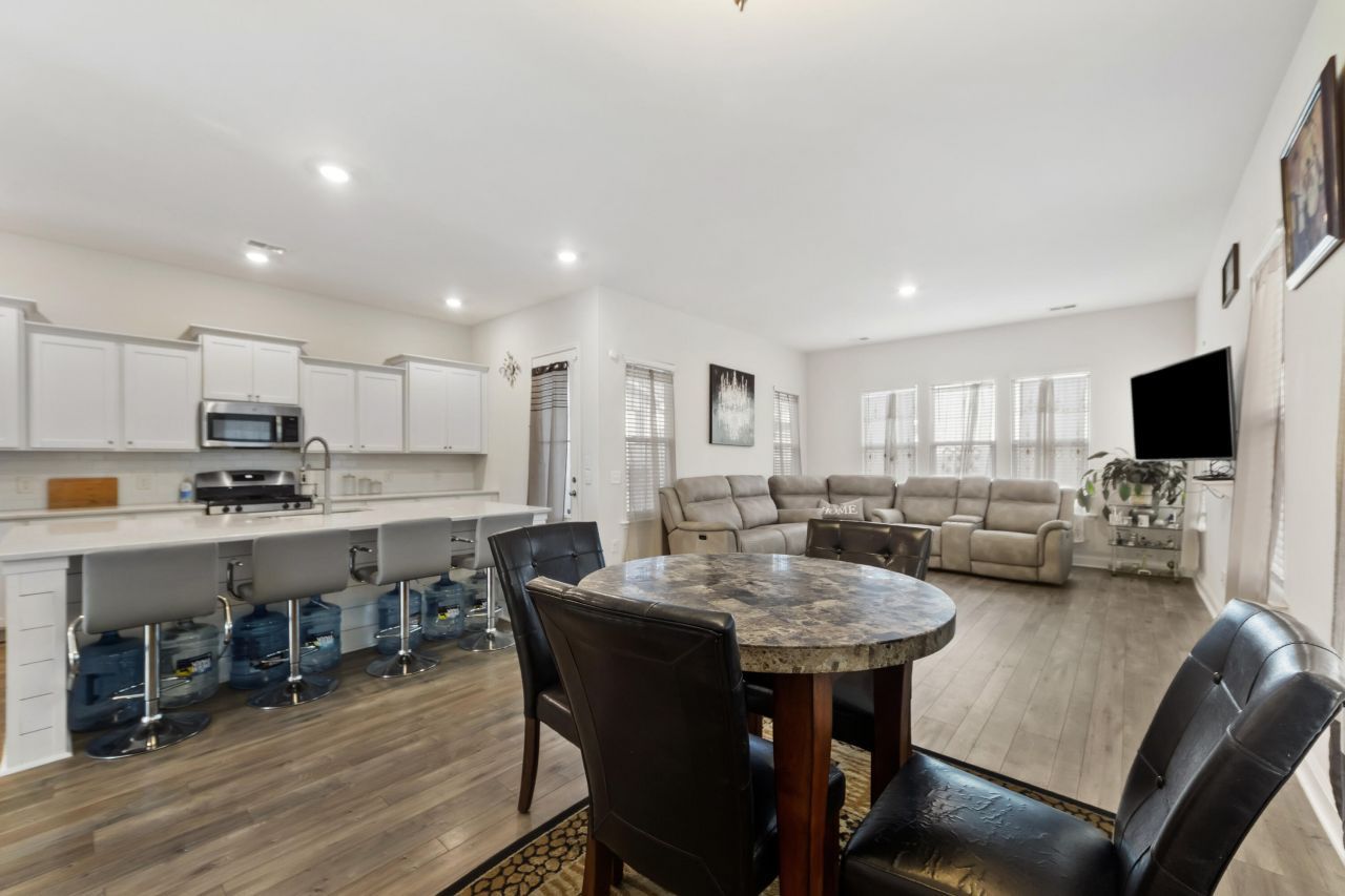 204 Magnolia Garden Drive Photo 13