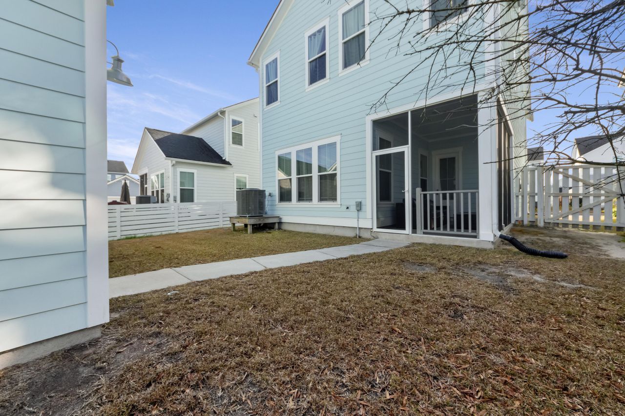 204 Magnolia Garden Drive Photo 17