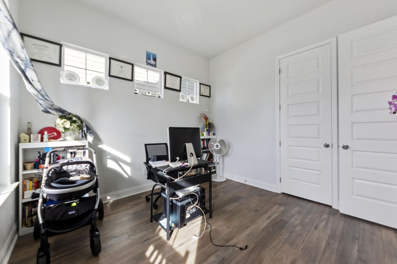 204 Magnolia Garden Drive Photo 32