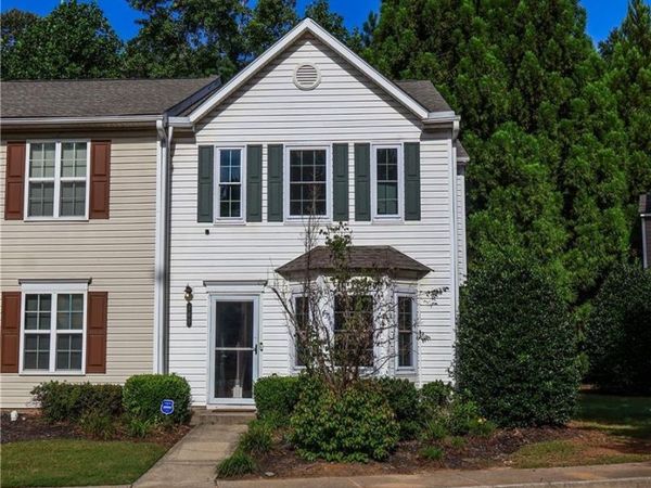 765 Crestwell Circle SW, Atlanta, GA 30331