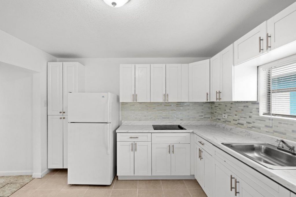 534 21st Street, West Palm Beach, FL 33407 Photo