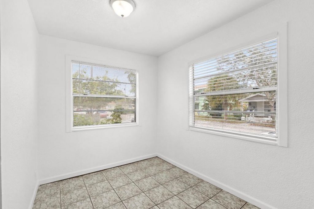 534 21st Street, West Palm Beach, FL 33407 Photo