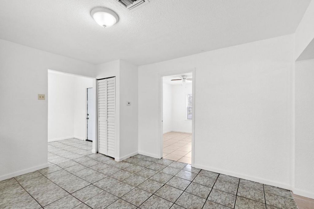 534 21st Street, West Palm Beach, FL 33407 Photo