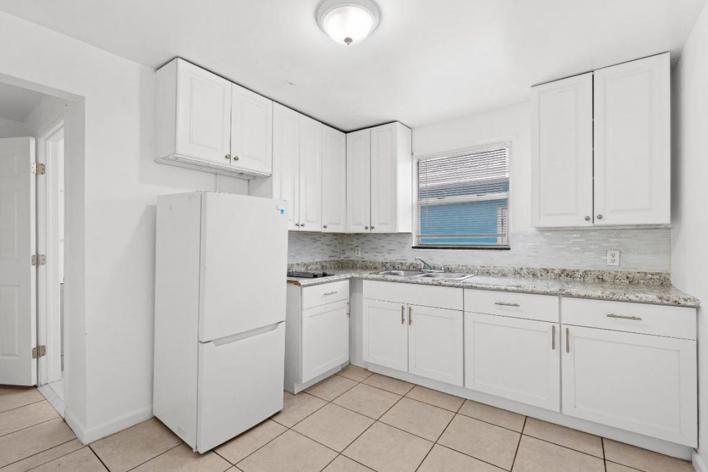 534 21st Street, West Palm Beach, FL 33407 Photo