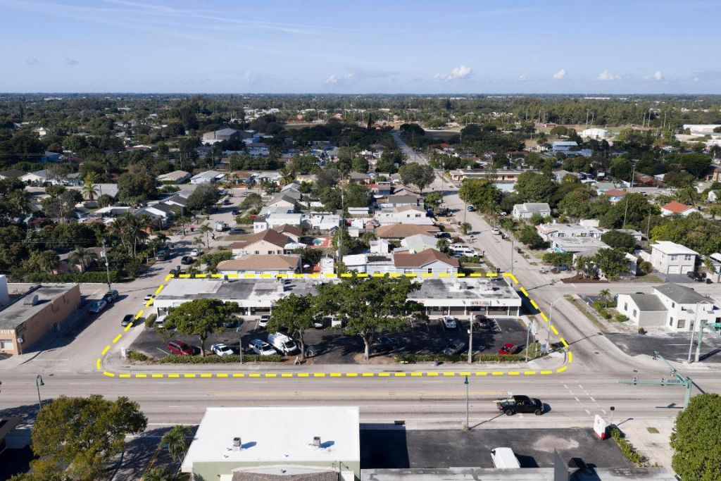 2101 N Dixie Highway, Unit 2101, Lake Worth Beach, FL 33460 Photo