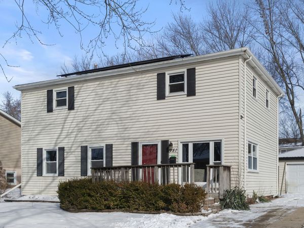 151 Egan Drive, Streamwood, IL 60107